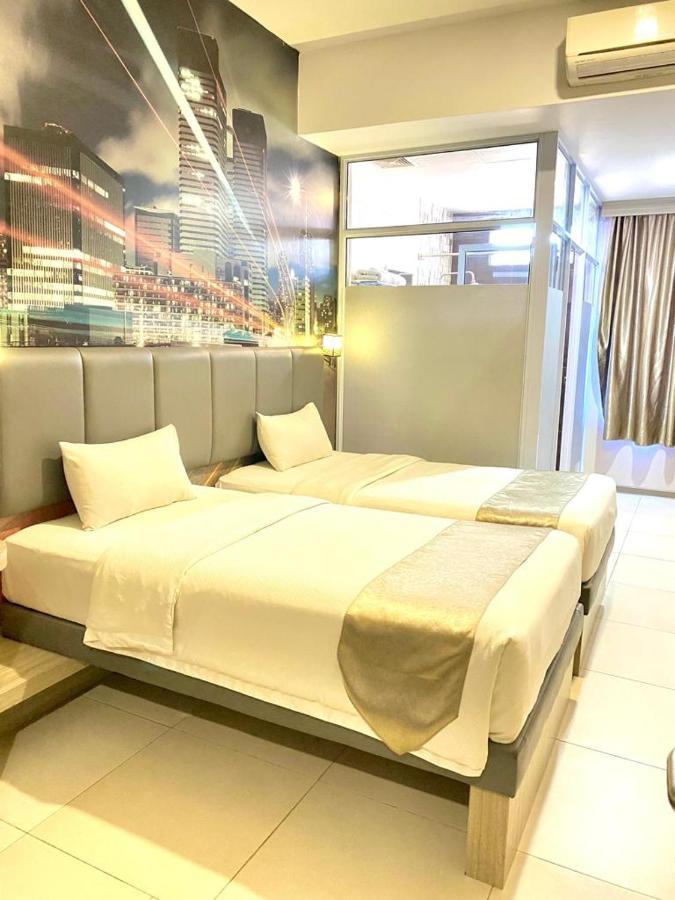 Os Hotel Tanjung Uncang Sagulung Zewnętrze zdjęcie
